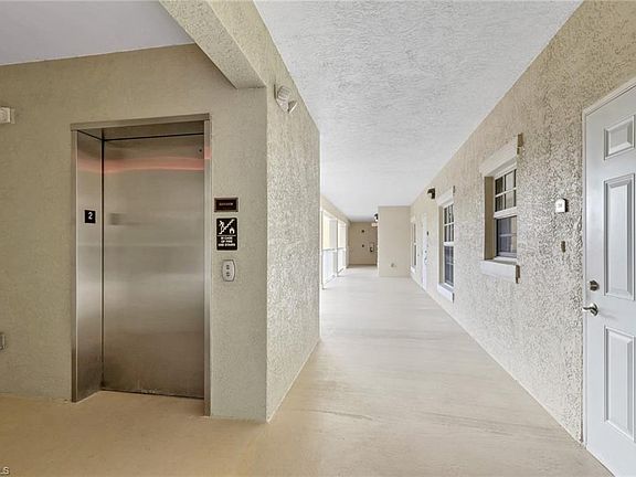 3rd image of 4520 Botanical Place CIR #204