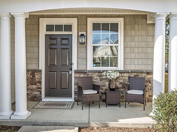 3rd image of 608 Prairie Meadows Ct