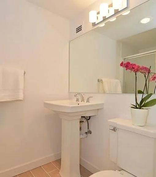 4501 Arlington Blvd #321 — Photo 7