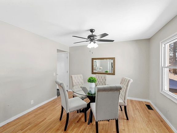 4th image of 3050 Chadwick Dr