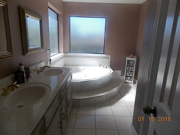 4th image of 3014 Luella Ave