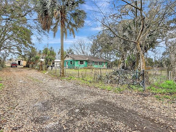 3rd image of 2180 NW 140th St