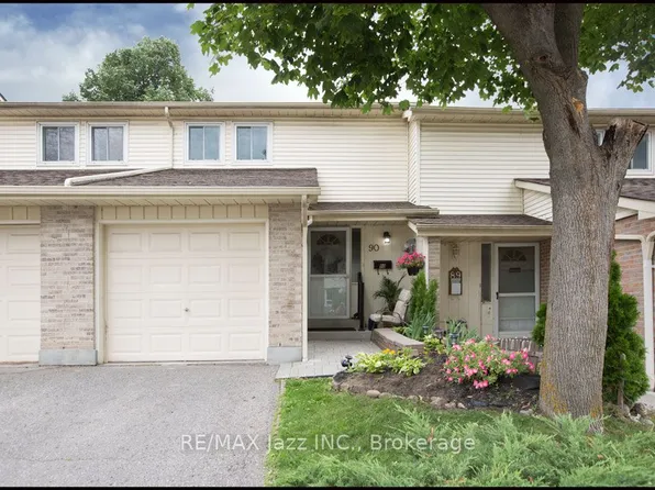 611 Galahad Dr #90, Oshawa, ON L1K 1M1