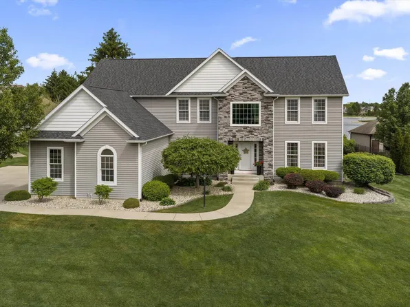 51280 Coveside Dr, Granger, IN 46530
