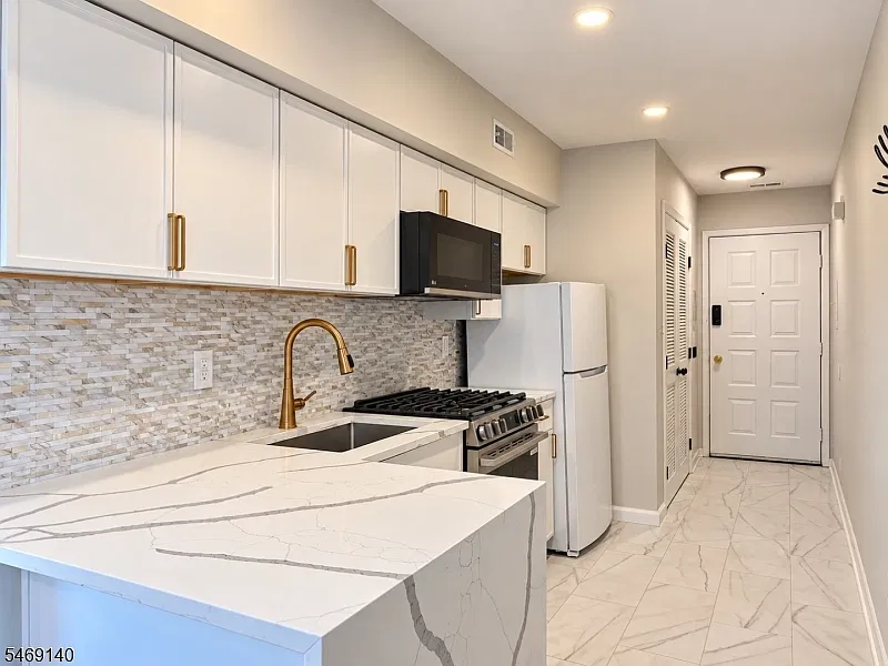 3 Sugar Loaf Ct #6