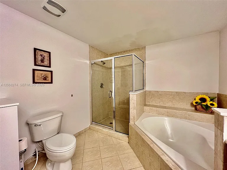 8390 SW 72nd Ave #521 — Photo 11