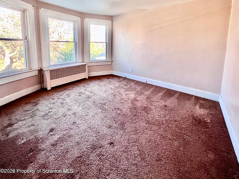 608 Taylor Ave — Photo 28