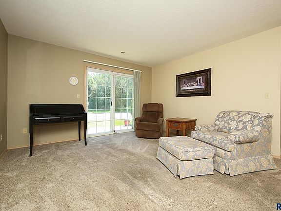 5th image of 4801 S Oxbow Ave #101