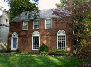 3721 Traynham Rd, Shaker Heights, OH 44122