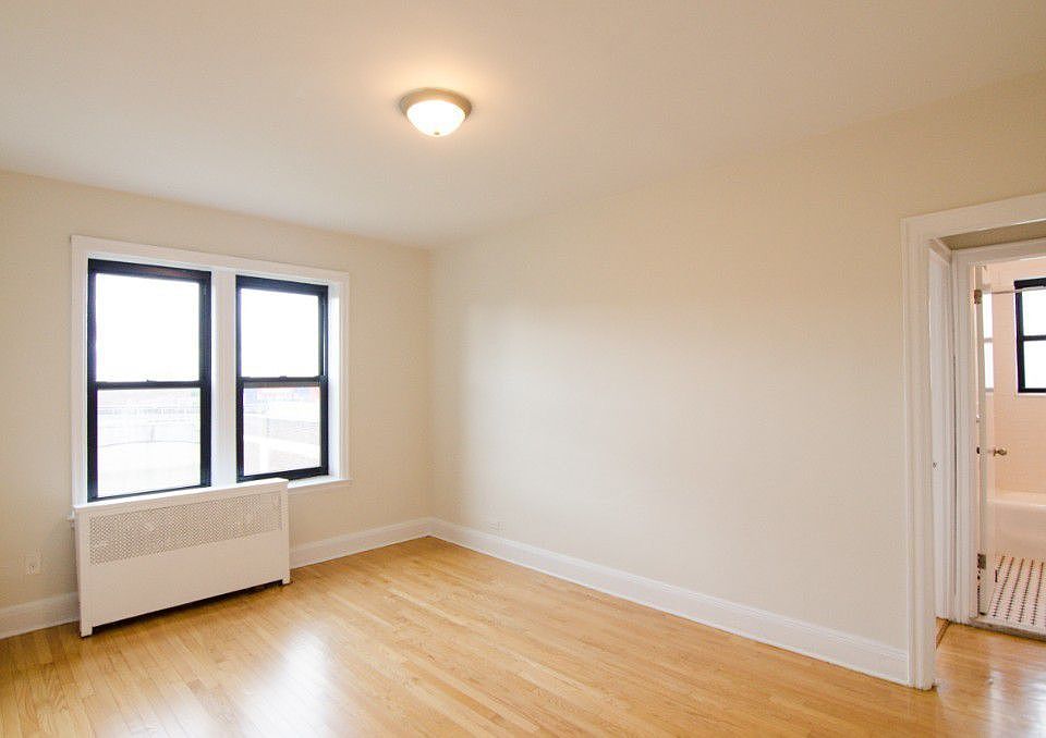 1st image of 4338 39th Pl #46