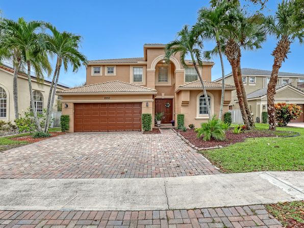 2250 Balsan Way, Wellington, FL 33414