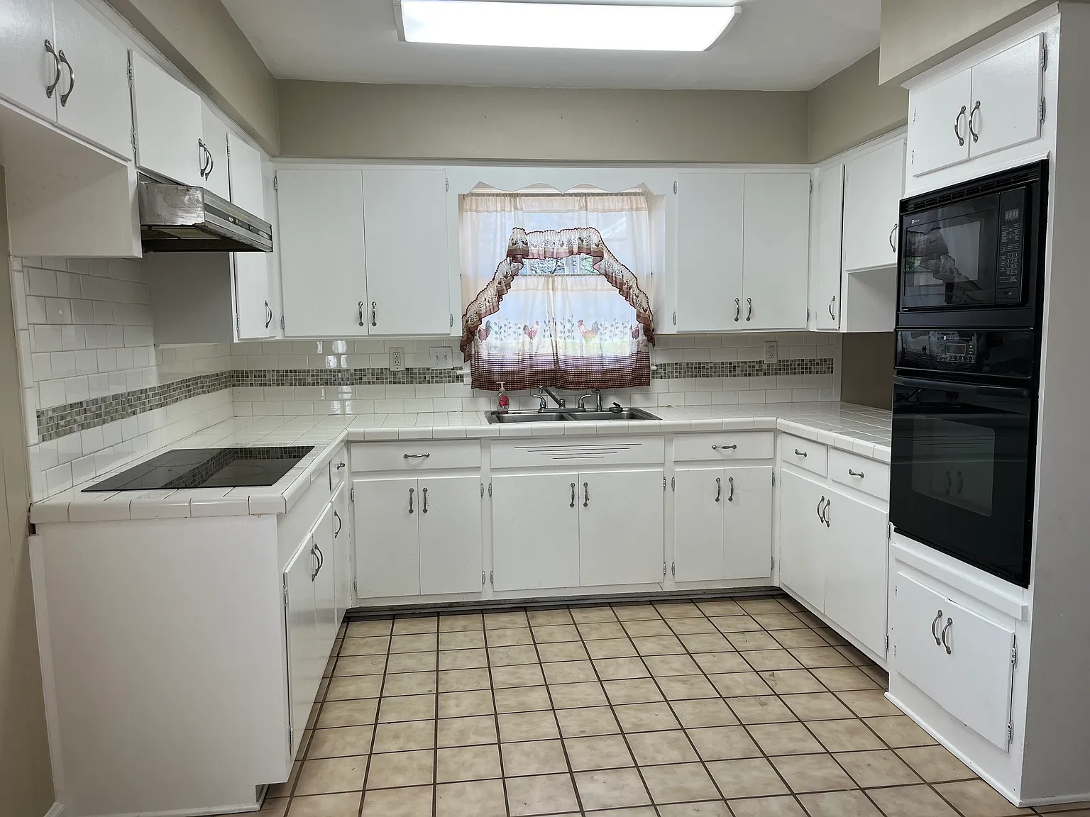 3 bed, 1431 sqft, $1,400 — Photo 4