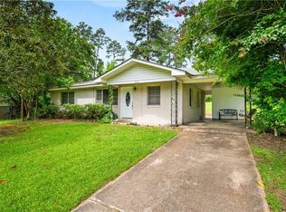 2925 Neal Dr, Pineville, LA 71360