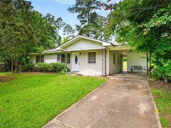 2925 Neal Dr, Pineville, LA 71360