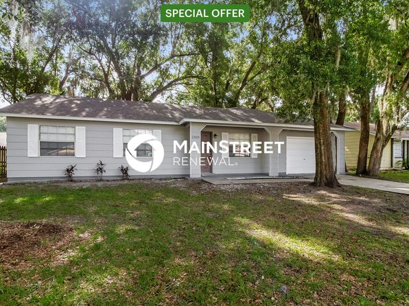 2409 Oak Hollow Dr