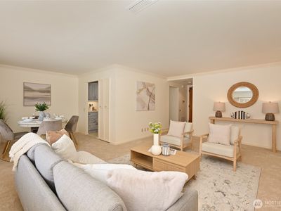 1301 Spring Street #6E, Seattle, WA, 98104