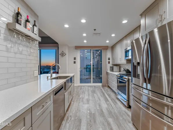 2302 N CENTRAL Avenue #401, Phoenix, AZ 85004