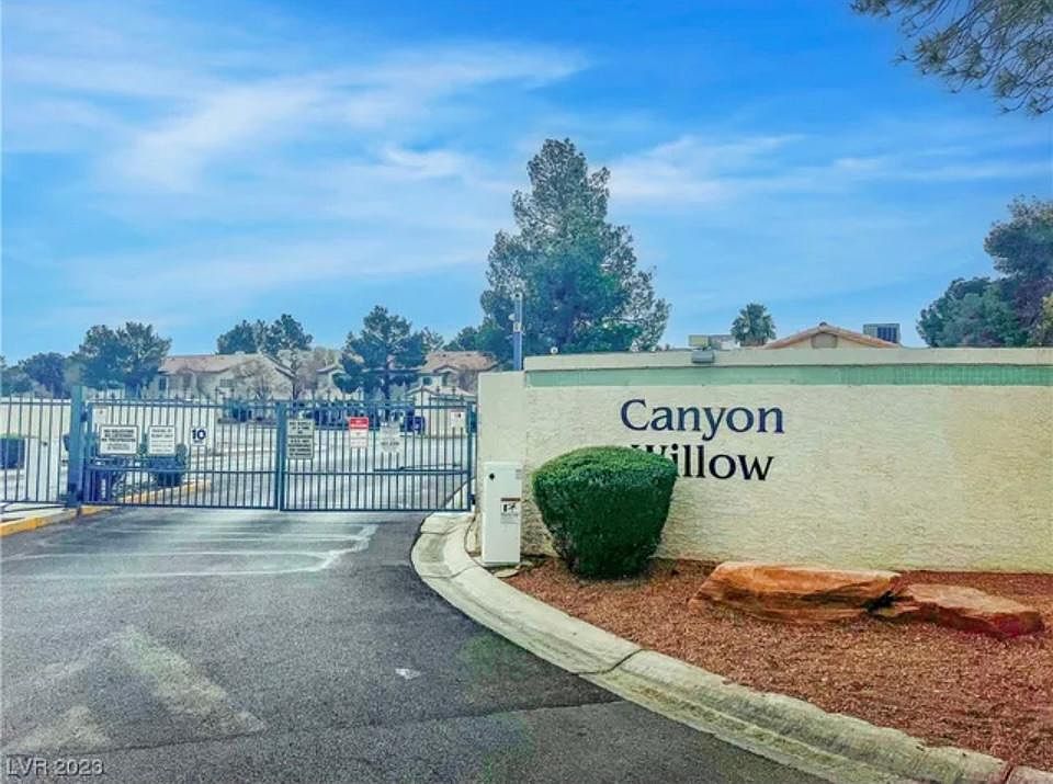 1st image of 3070 Casey Dr Unit 103