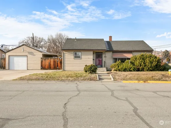 1022 Yale Avenue, Wenatchee, WA 98801