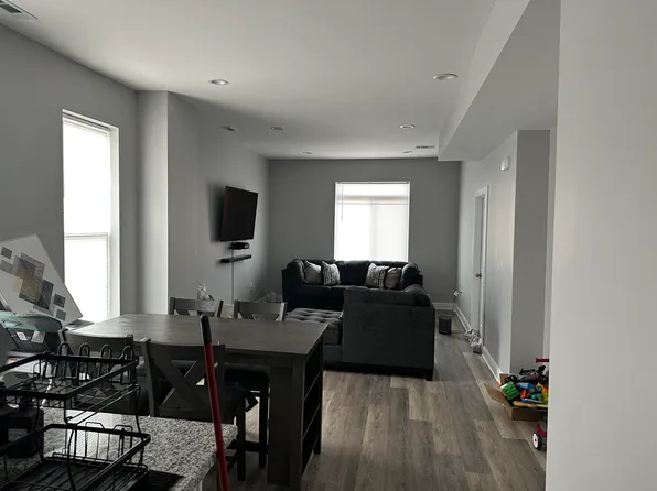 919 W 144th St APT 2, East Chicago, IN 46312