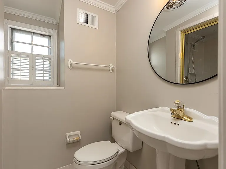 1539 Brookside Dr — Photo 12