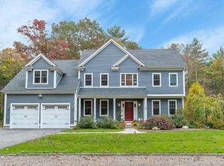 198 Causeway St, Medfield, MA 02052