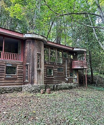 2nd image of 26 Cold Spring Rd
