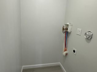 9 Saint Margarets St #9B, Buzzards Bay, MA 02532