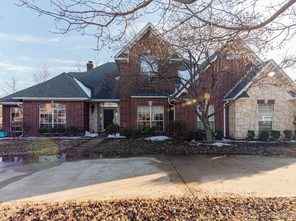 3031 Preston Wood Cir, Durant, OK 74701