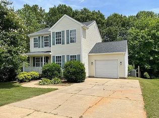316 Warm Flame Ct, Boiling Springs, SC 29316