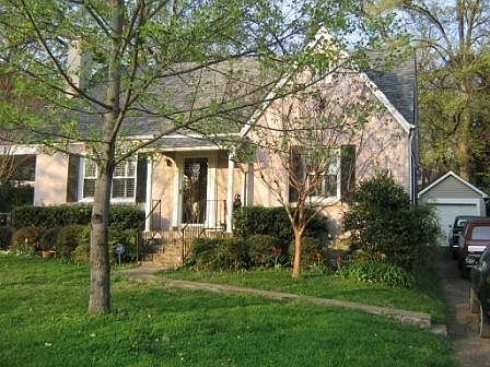 1st image of 2947 Primrose Cir