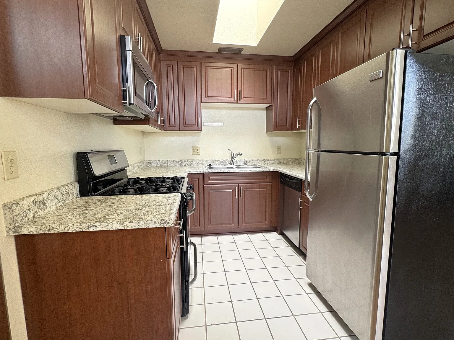 4673 Alabama Street — Photo 2