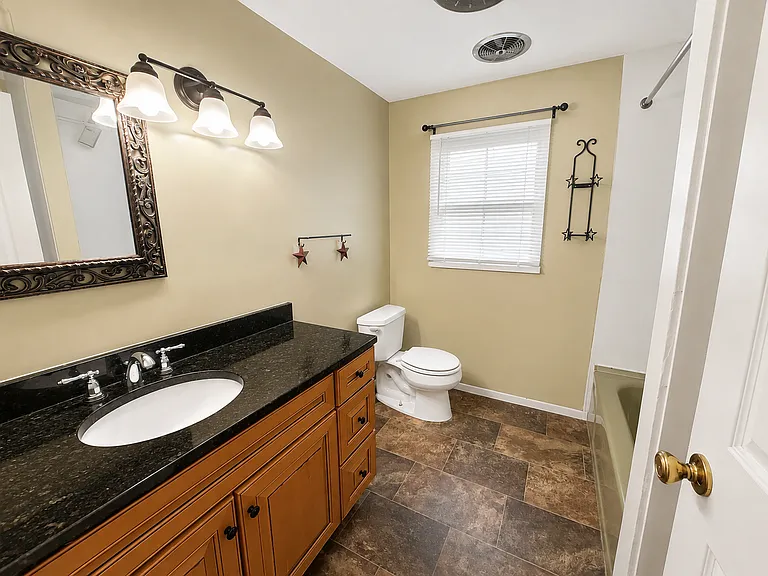 175 Bollinger Dr — Photo 10