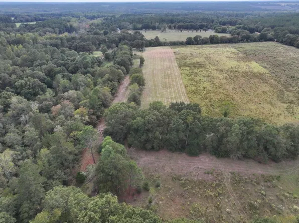 664 Flowing Well Rd, Wagener, SC 29164