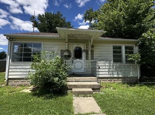 600 E Jefferson Ave, Casey, IL 62420