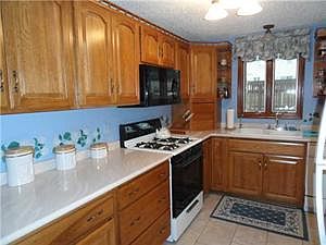 5th image of 4003 Tudor Pl