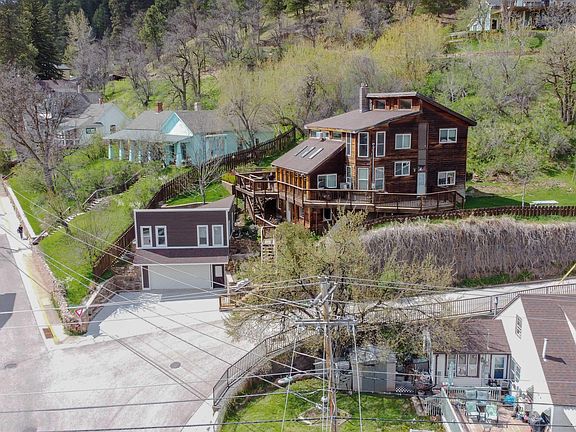 2nd image of 10 Centennial Ave