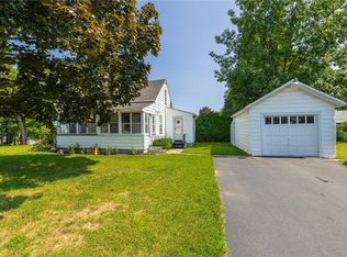 487 Lake Rd, Webster, NY 14580