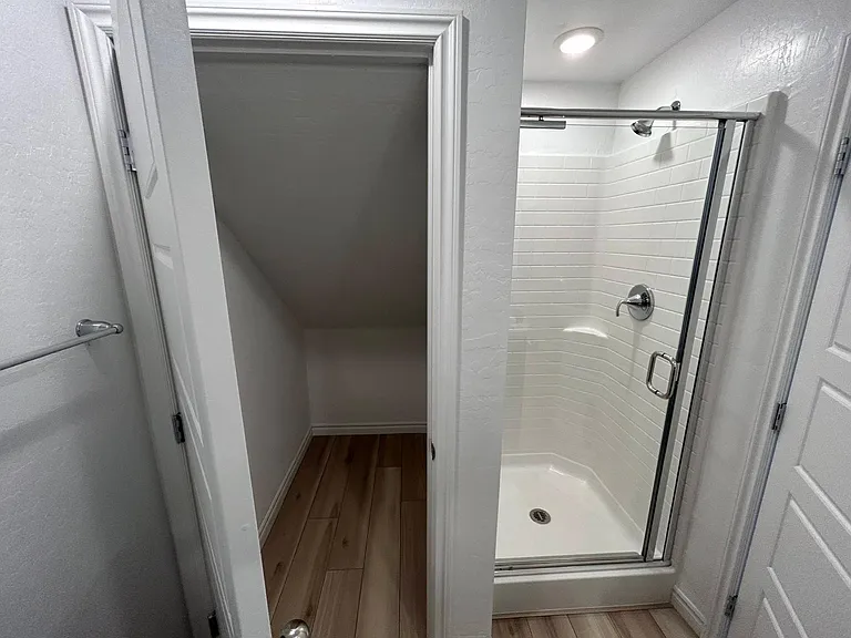 25 Barbara Ln #25 — Photo 9