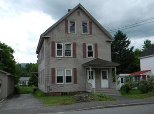 37 Roxbury Rd, Mexico, ME 04257