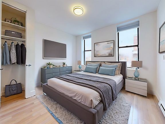 3rd image of 964 Amsterdam Ave #6F