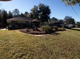 8039 N Golfview Dr, Citrus Springs, FL 34434