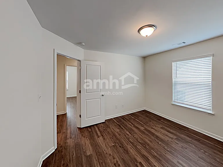 142 Cheatham Hill Ln — Photo 13