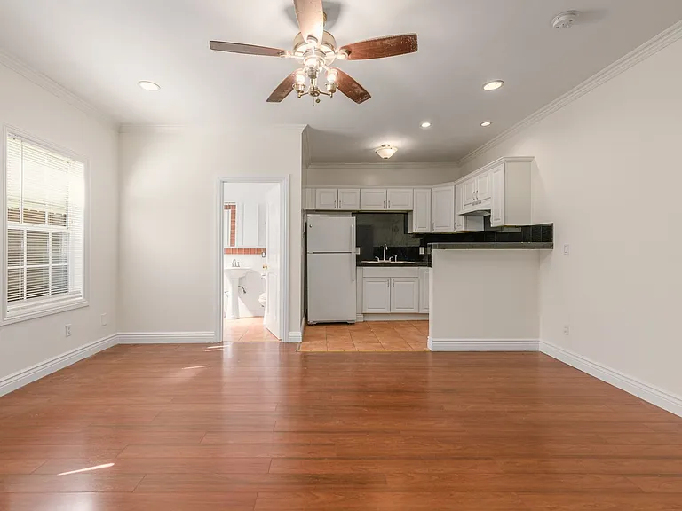 MC 1217 Berendo Properties LLC — Photo 7