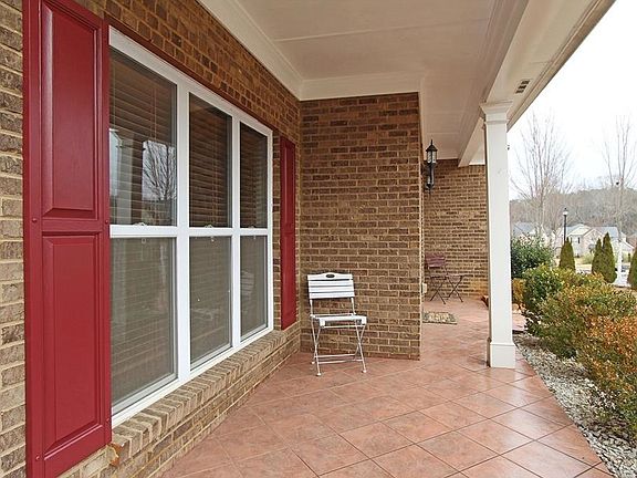 2nd image of 2306 Peach Shoals Cir
