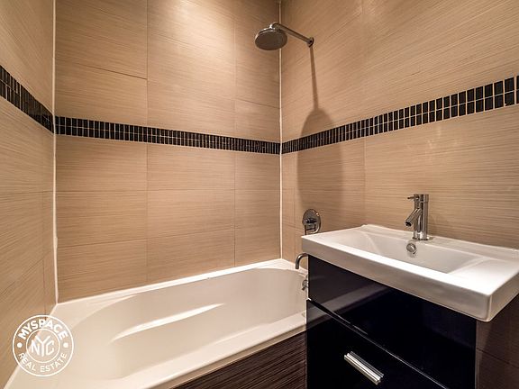 5th image of 238 Troutman St #1X