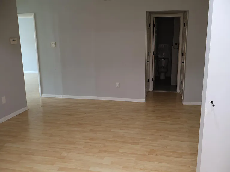 7430 John F Kennedy Blvd — Photo 4