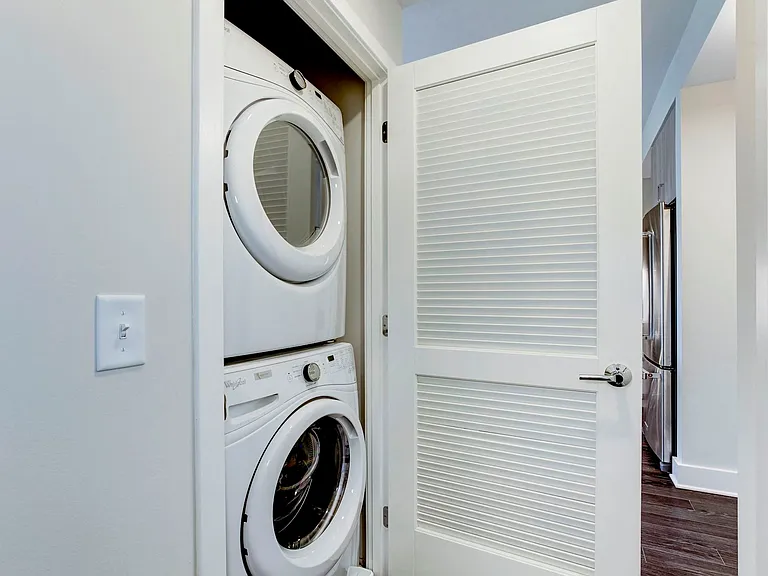 Full Size Front Loading Washers and Dryers All Apartments