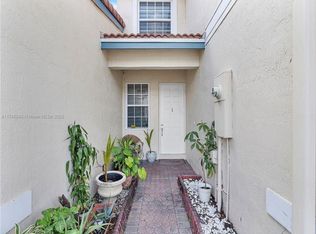 11650 NW 47th Dr #1, Pompano Beach, FL 33076