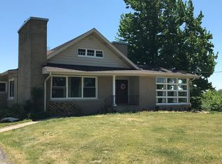 969 Bainbridge Center Rd, Watervliet, MI 49098